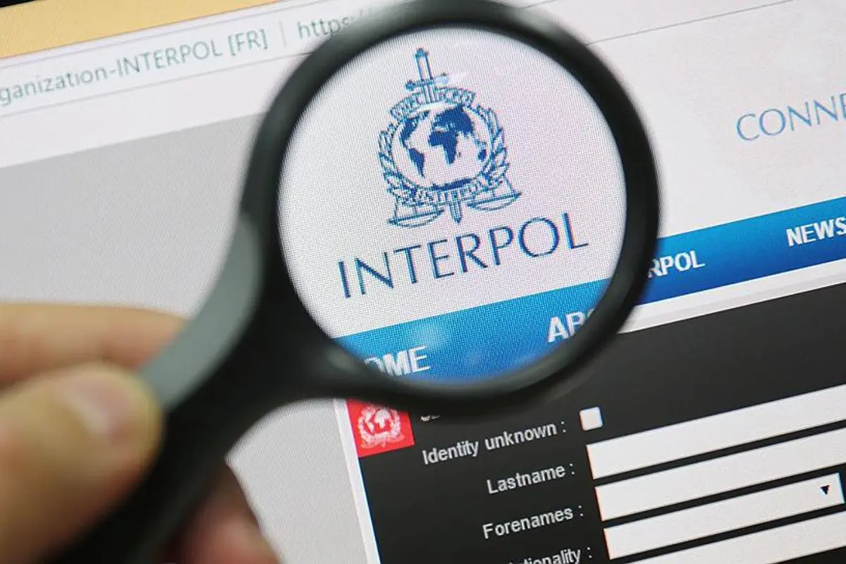 Interpol Kırmızı bildirimi